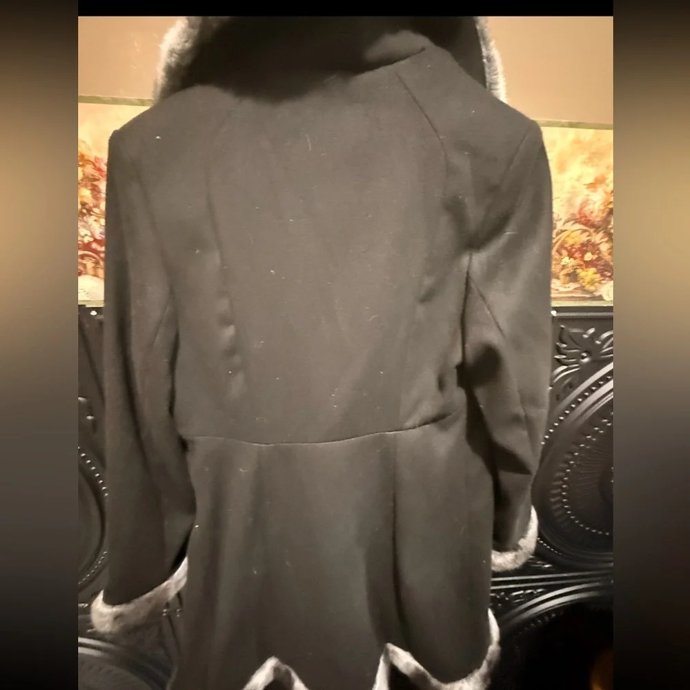 Vintage Rothschild Black Winter dress Pea Coat with Gray Fur Trim - Picture 4 of 11